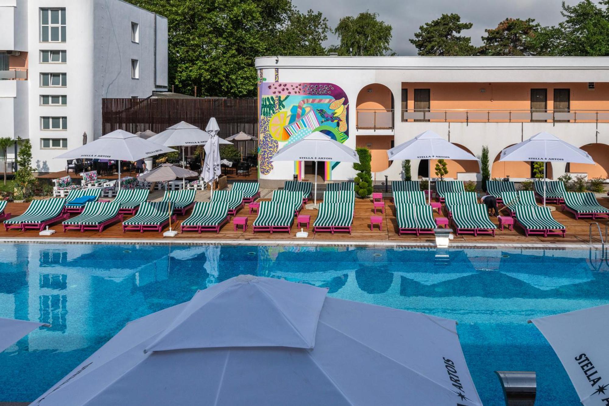 Ibis Styles Venus Hotel Exterior photo
