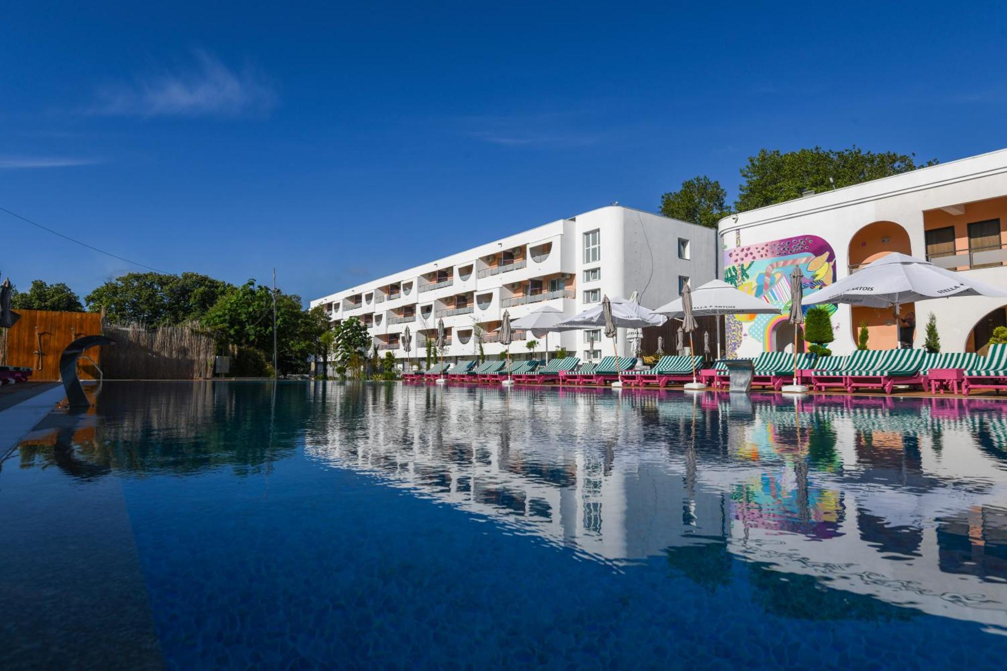 Ibis Styles Venus Hotel Exterior photo