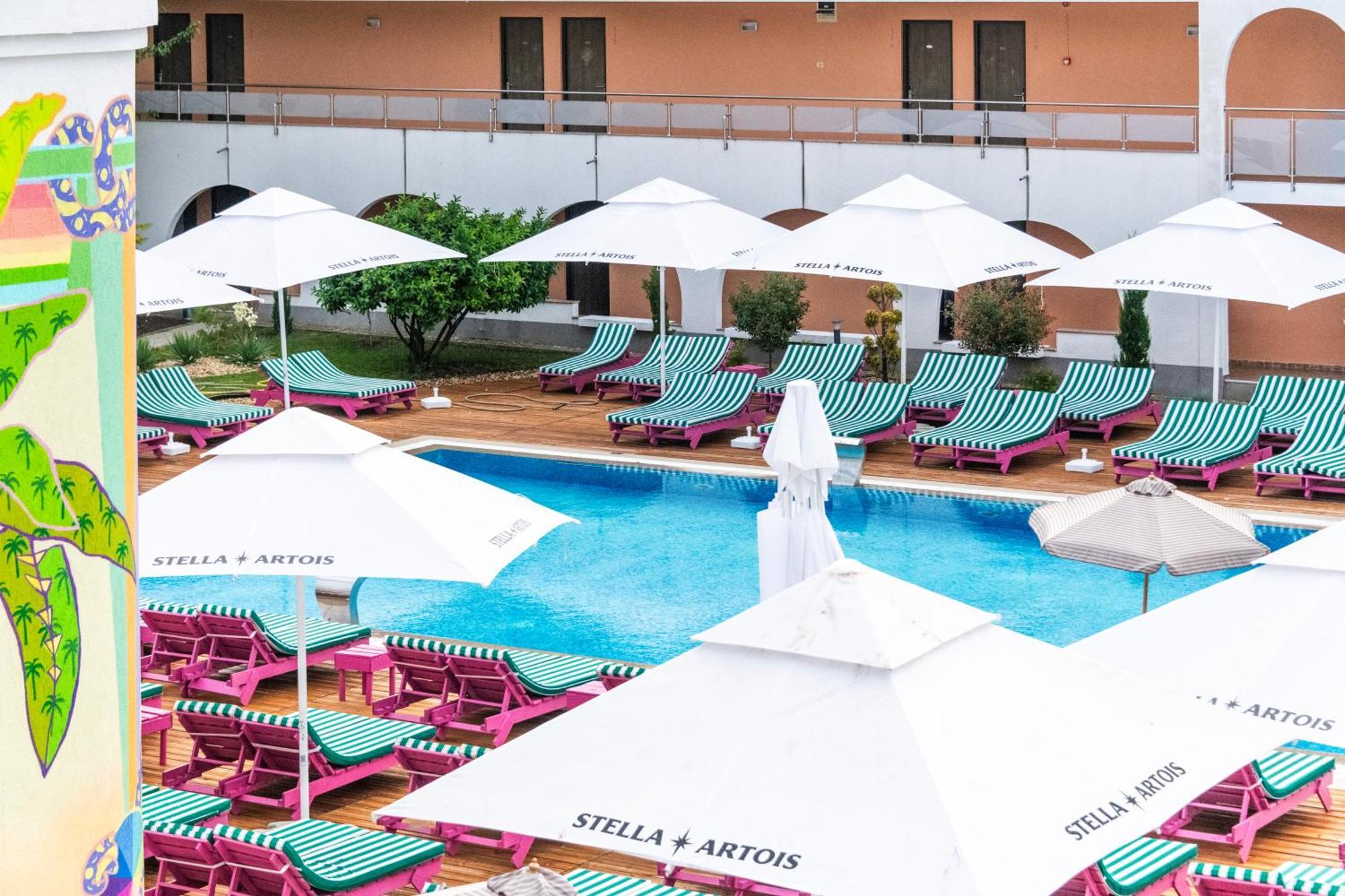 Ibis Styles Venus Hotel Exterior photo