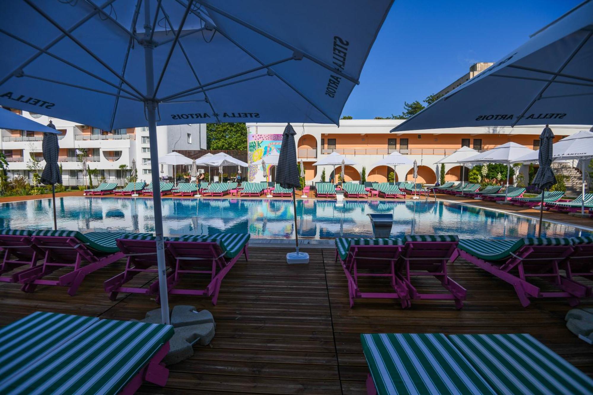 Ibis Styles Venus Hotel Exterior photo