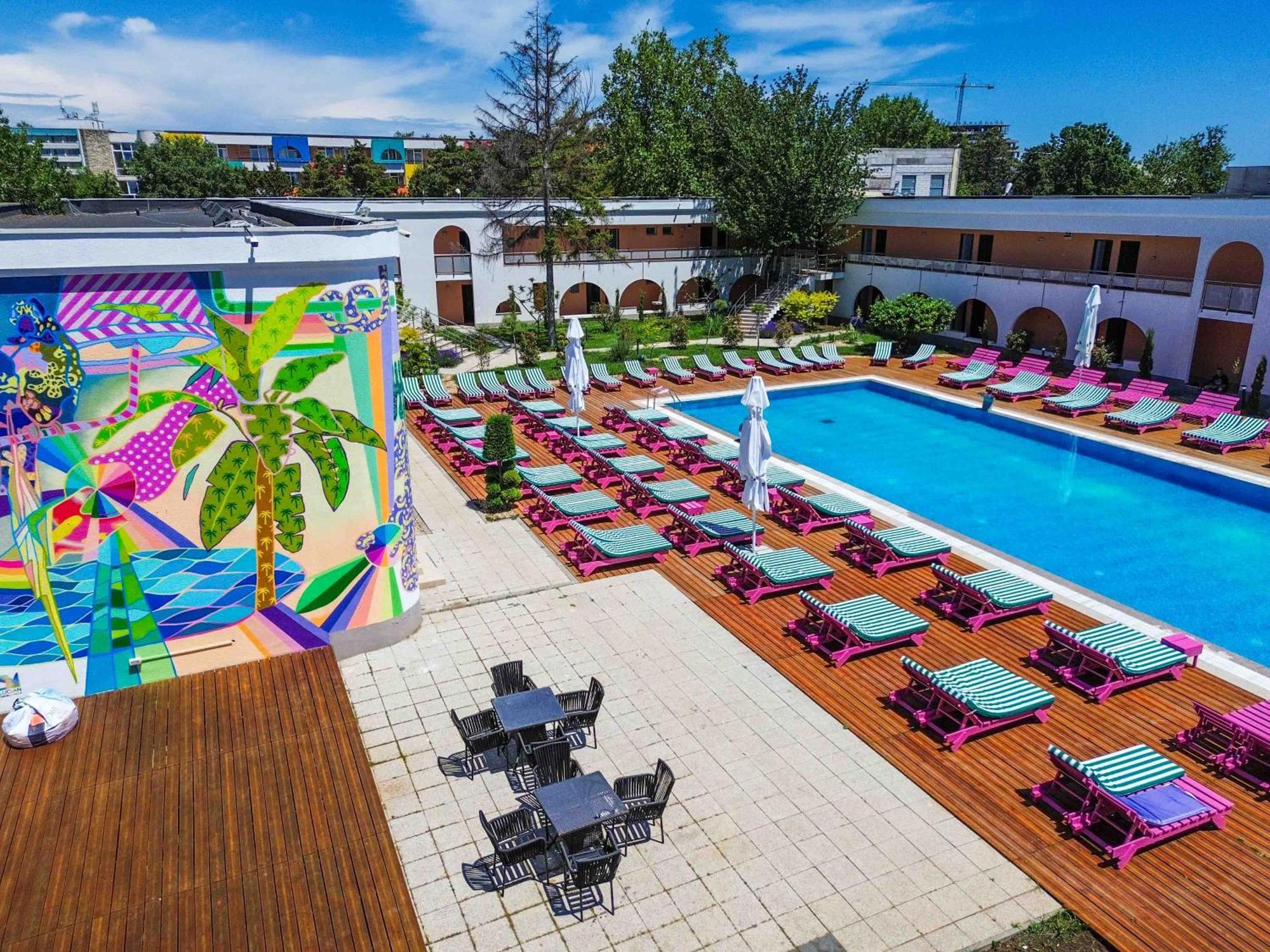 Ibis Styles Venus Hotel Exterior photo