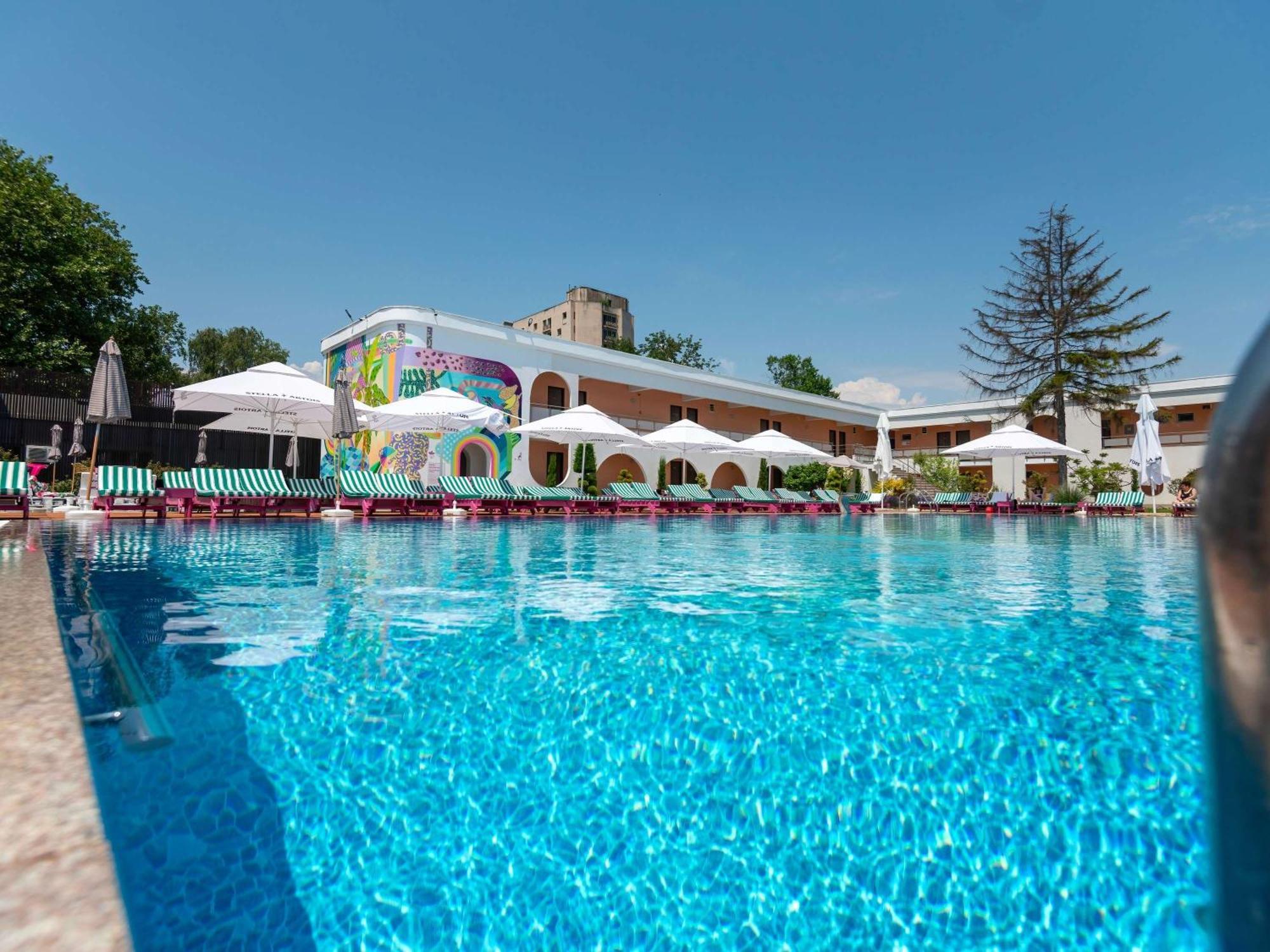 Ibis Styles Venus Hotel Exterior photo