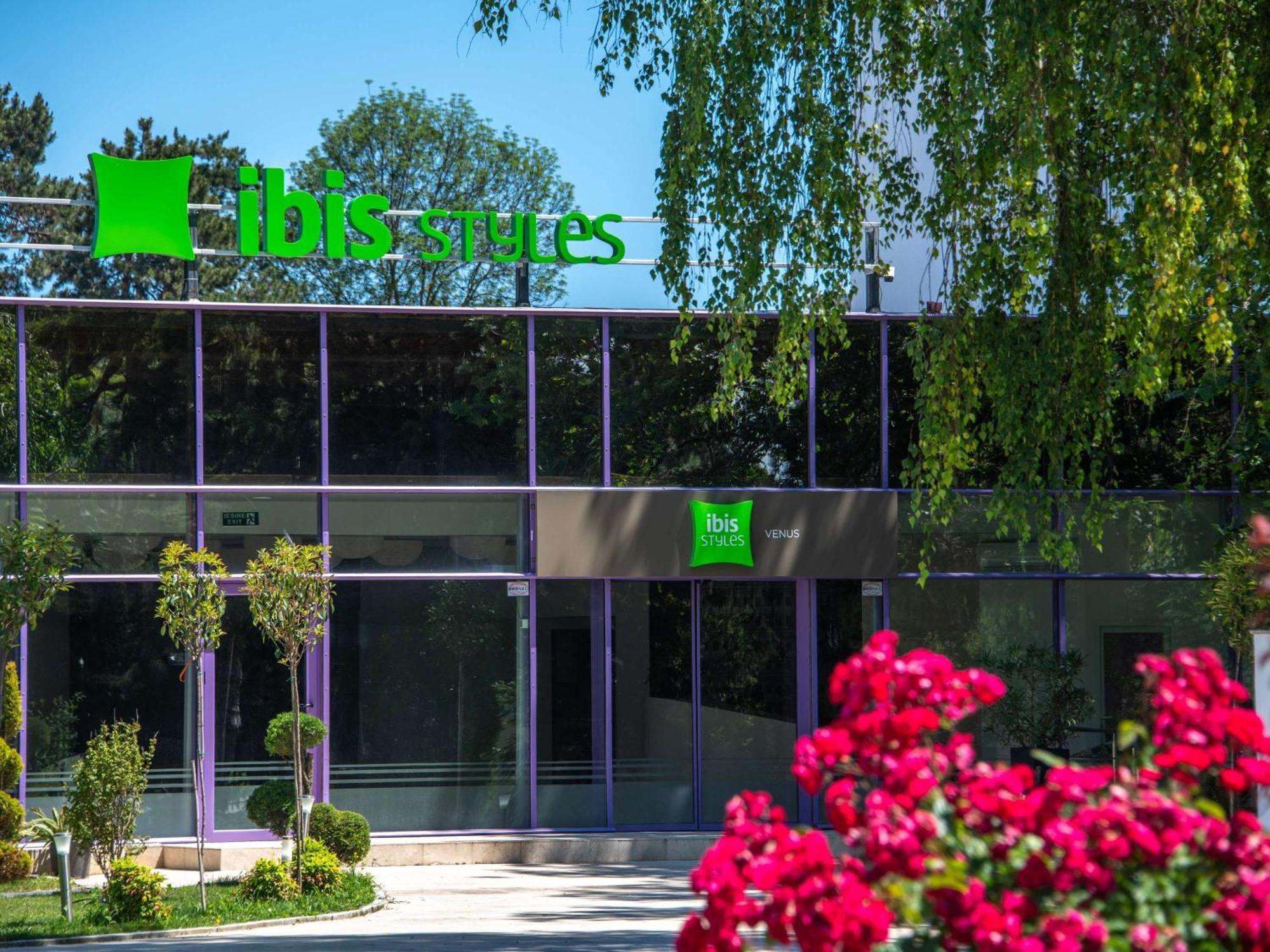 Ibis Styles Venus Hotel Exterior photo